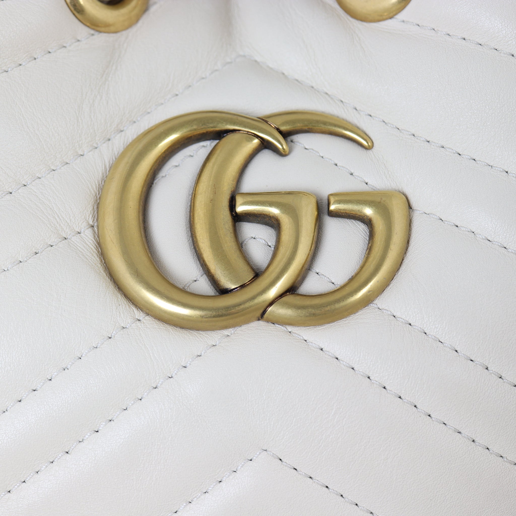 Gucci GG Marmont Matelasse Bucket Bag