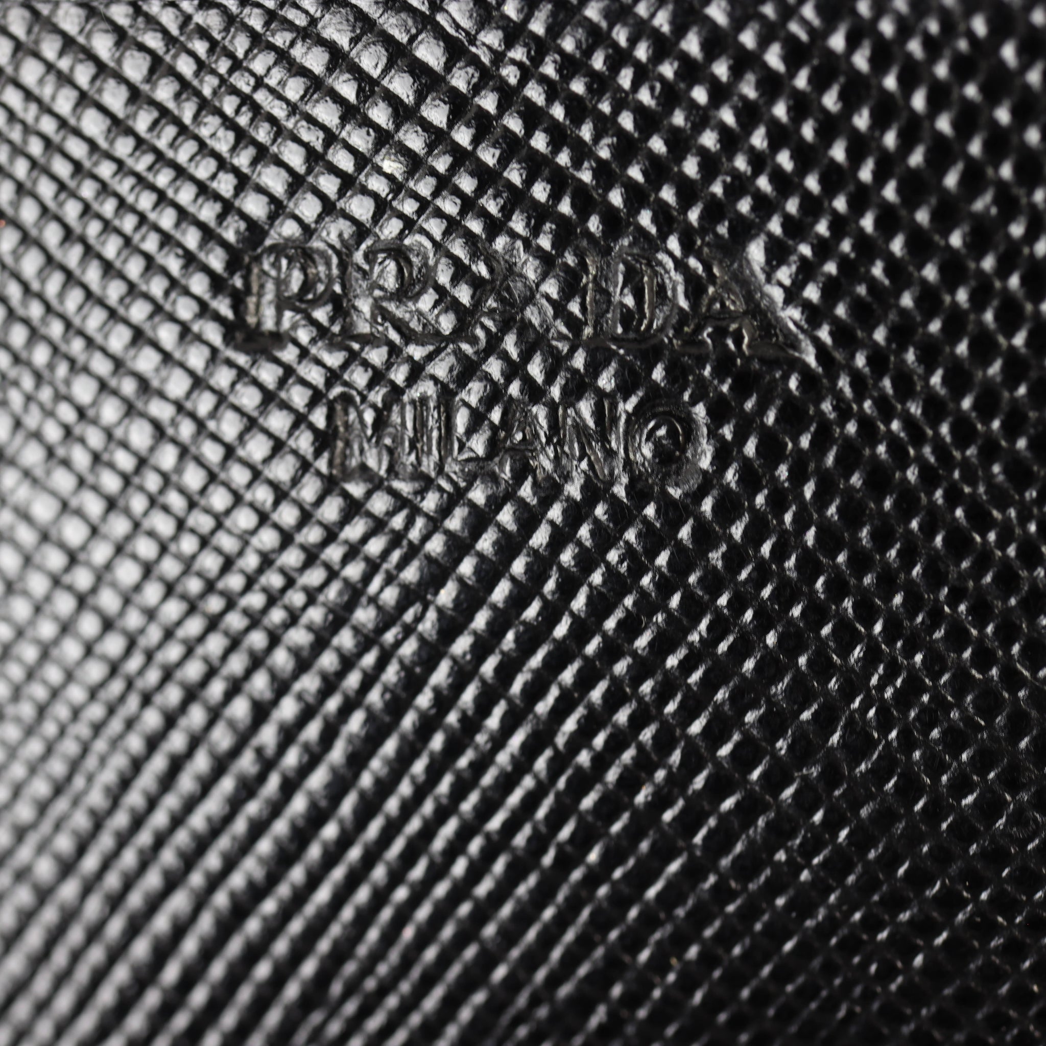 Prada Saffiano Wallet on Chain