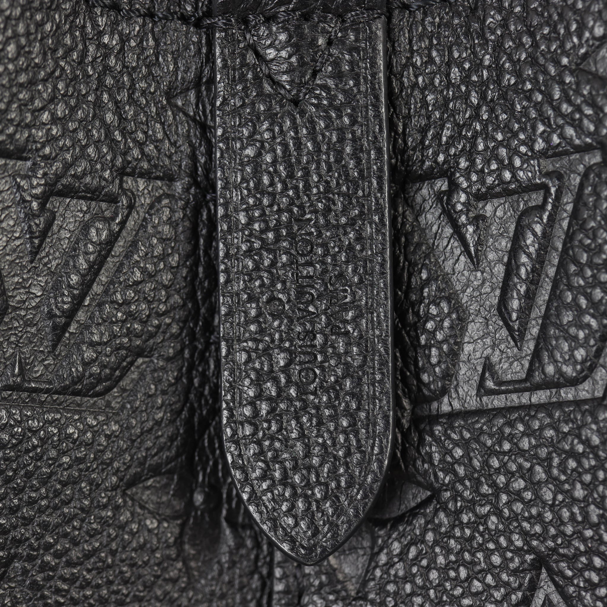Louis Vuitton NeoNoe MM Monogram Empreinte