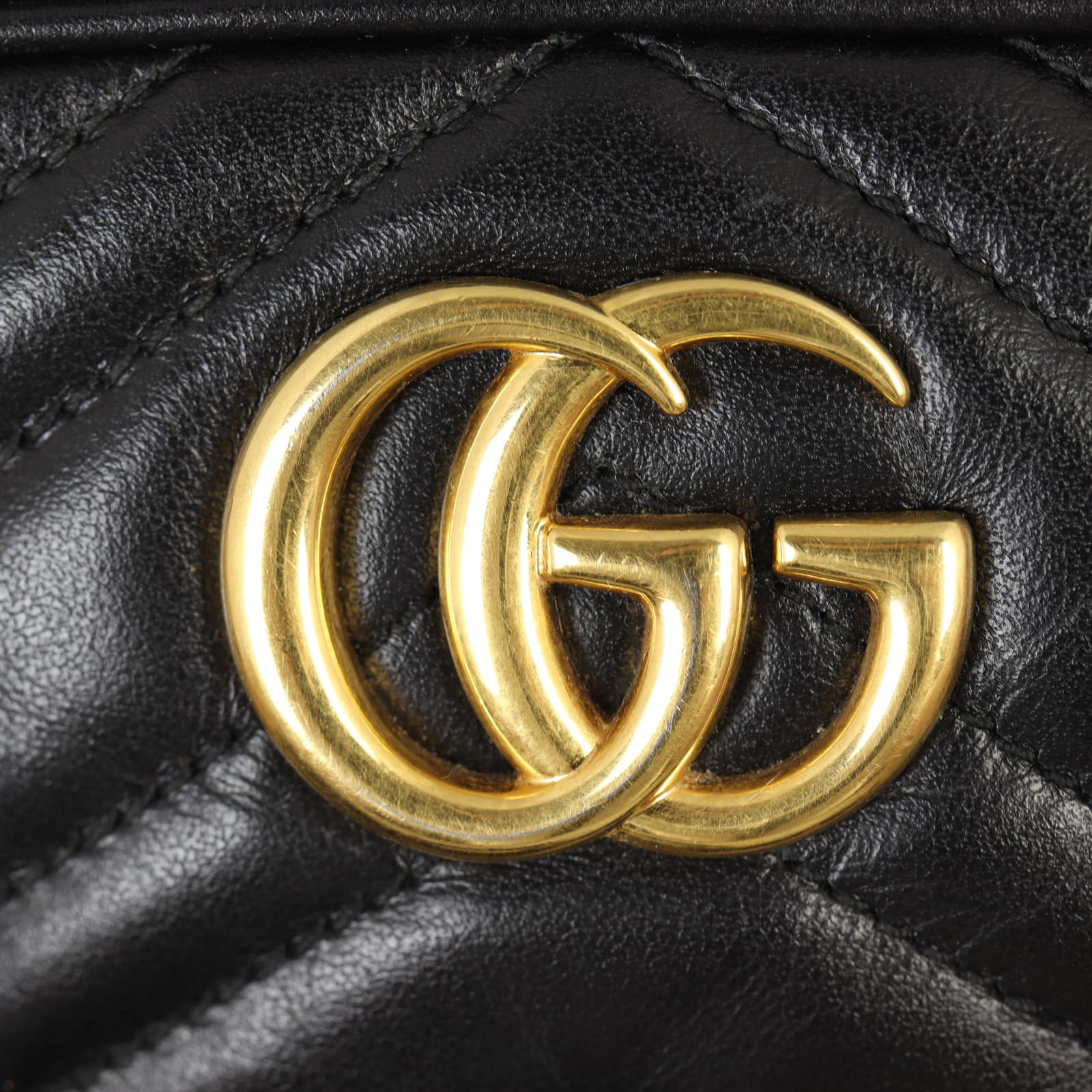 Gucci GG Marmont Mini Camera Bag