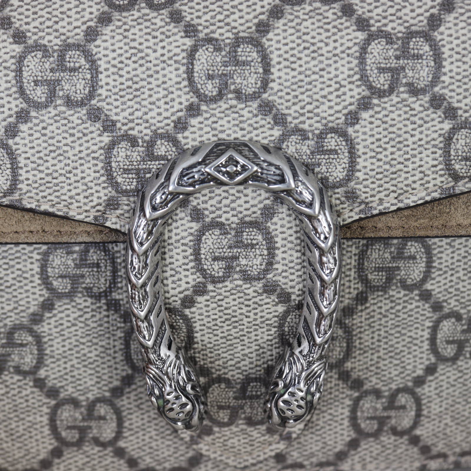Gucci Dionysus GG Supreme Super Mini Bag