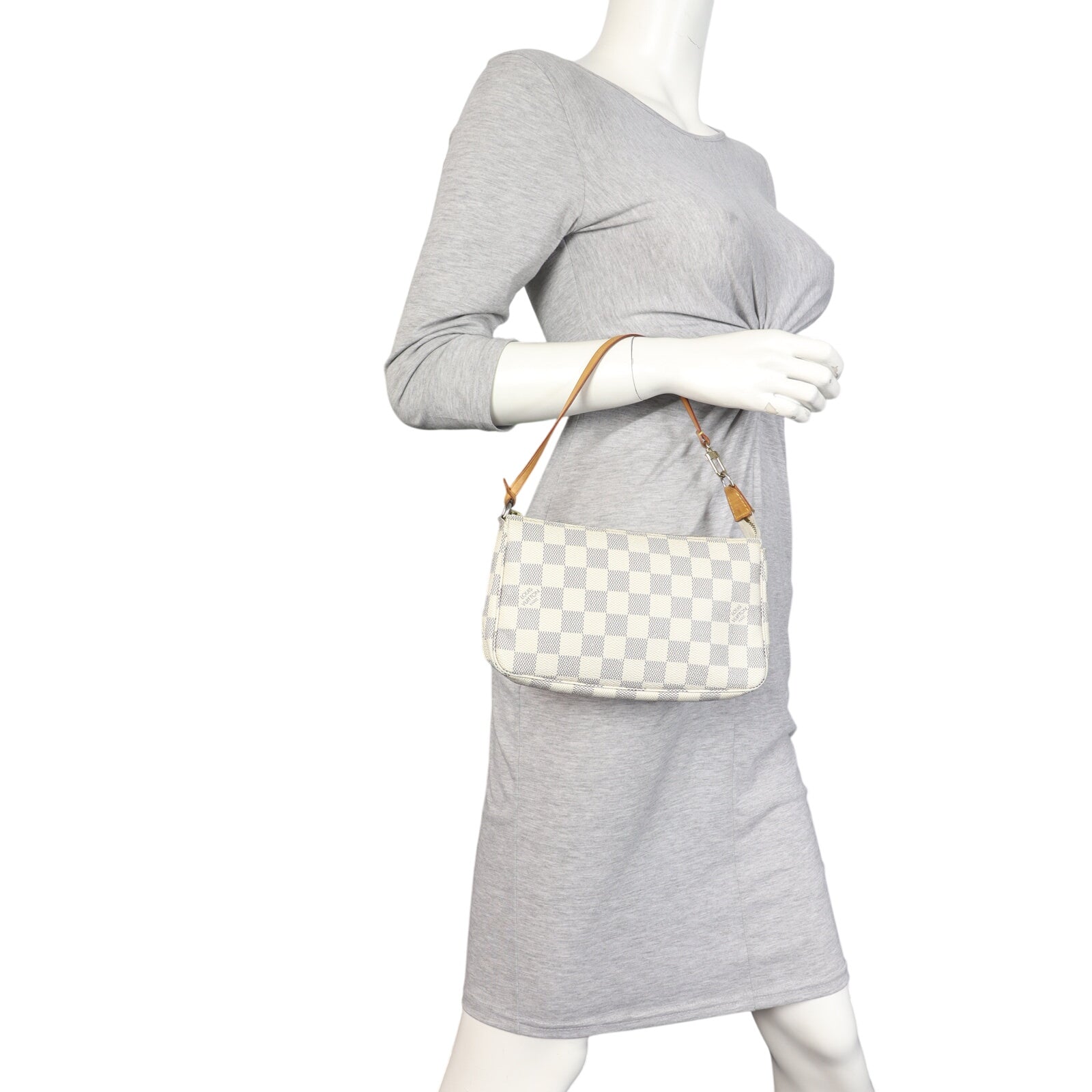 Louis Vuitton Pochette Accessoires Damier Azur