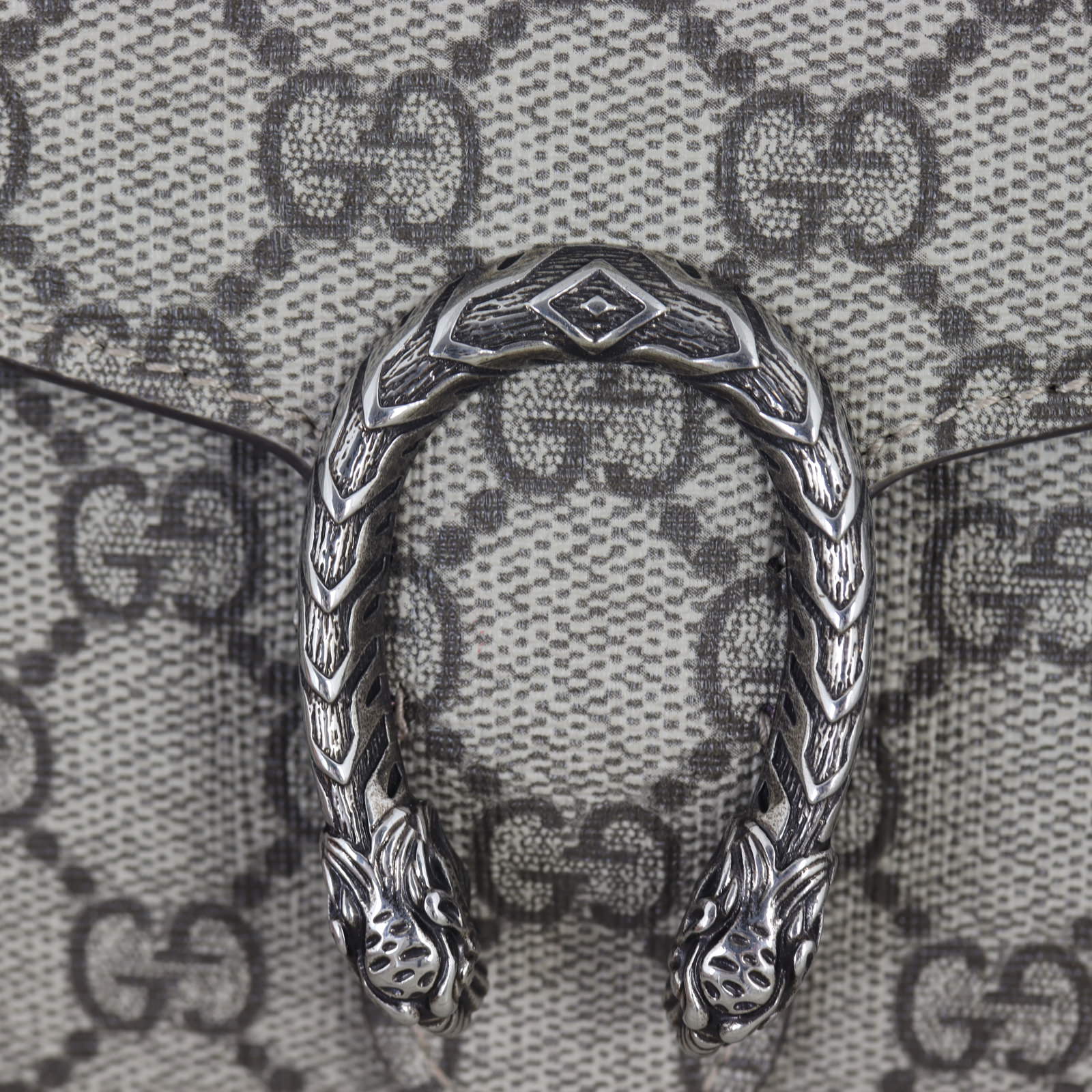 Gucci Dionysus GG Supreme Chain Wallet