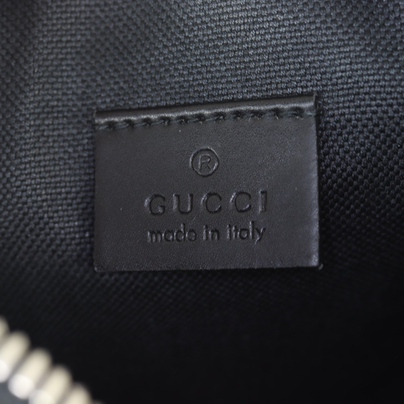 Gucci GG Supreme Messenger Mini