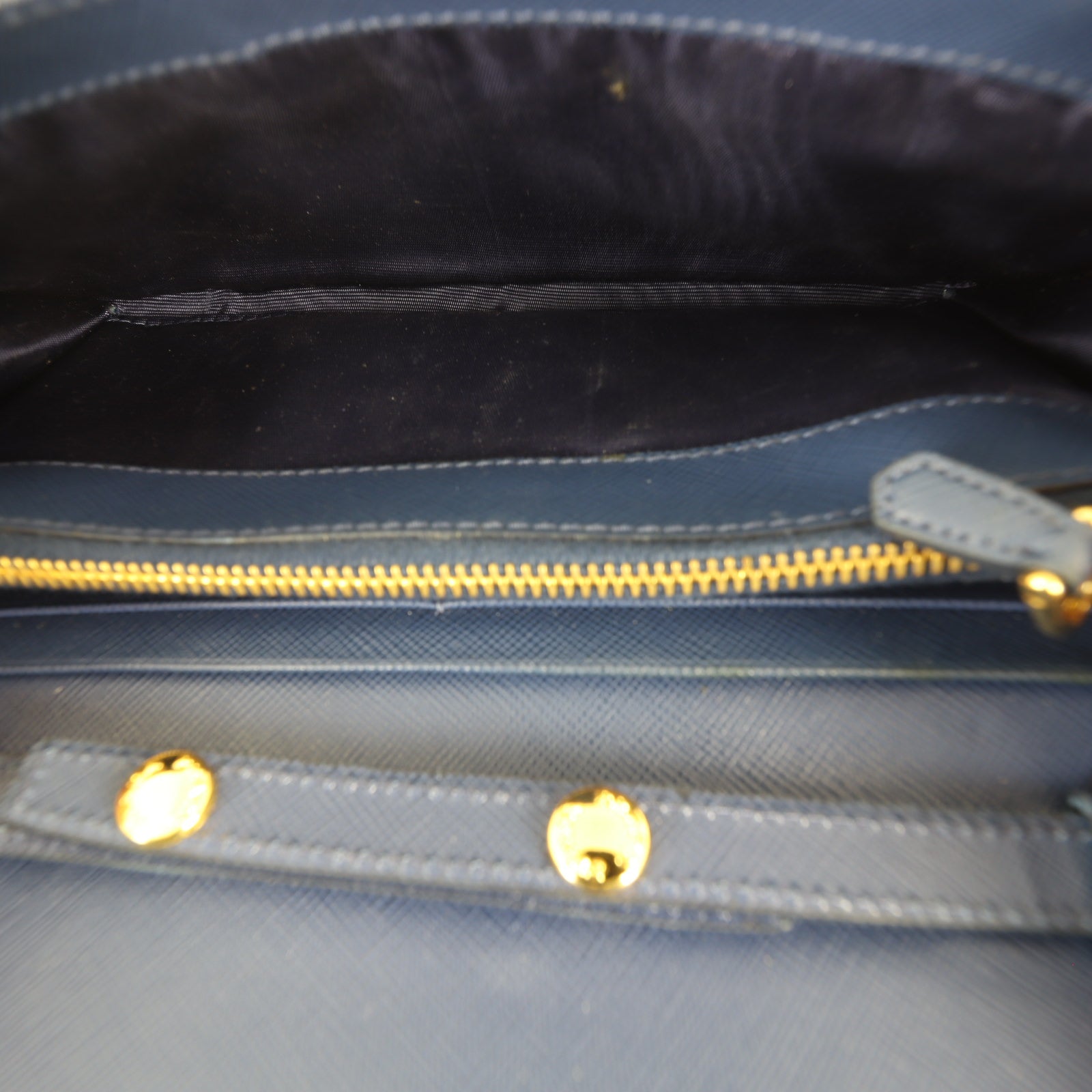 Prada Saffiano Wallet on Chain