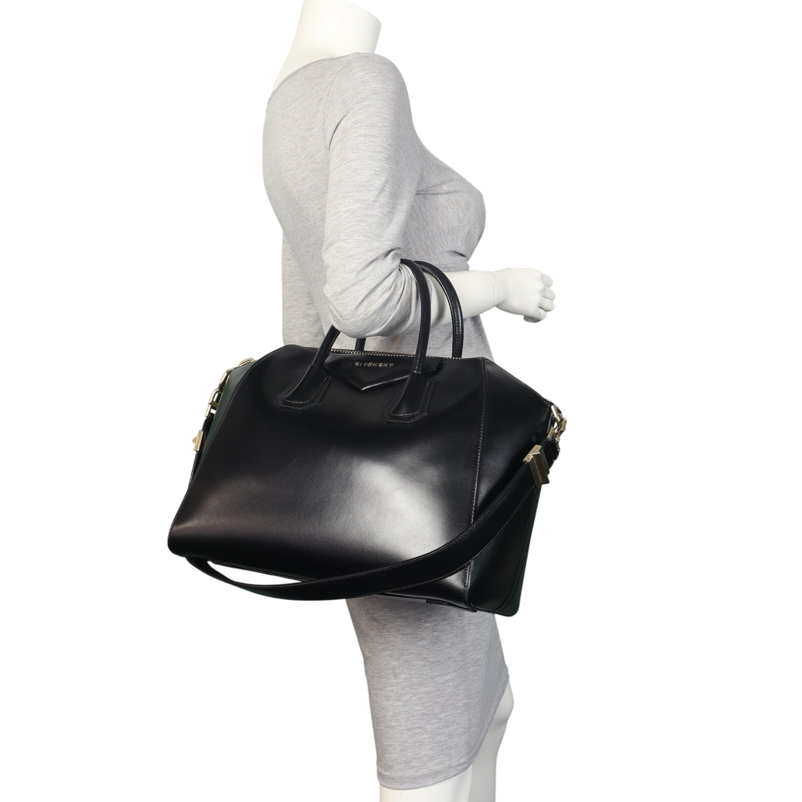 Givenchy Antigona Medium