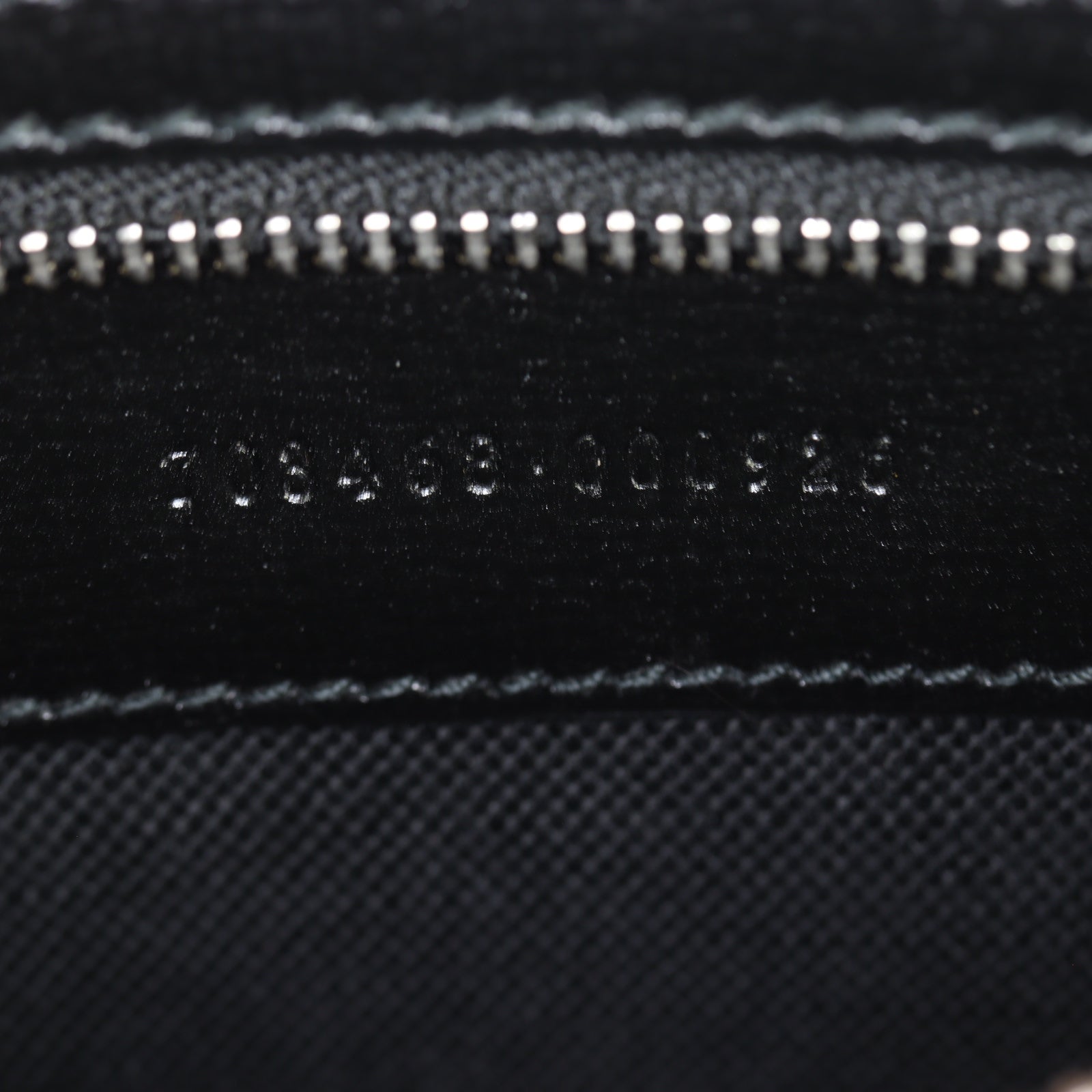 Gucci GG Supreme Emblem Crossbody