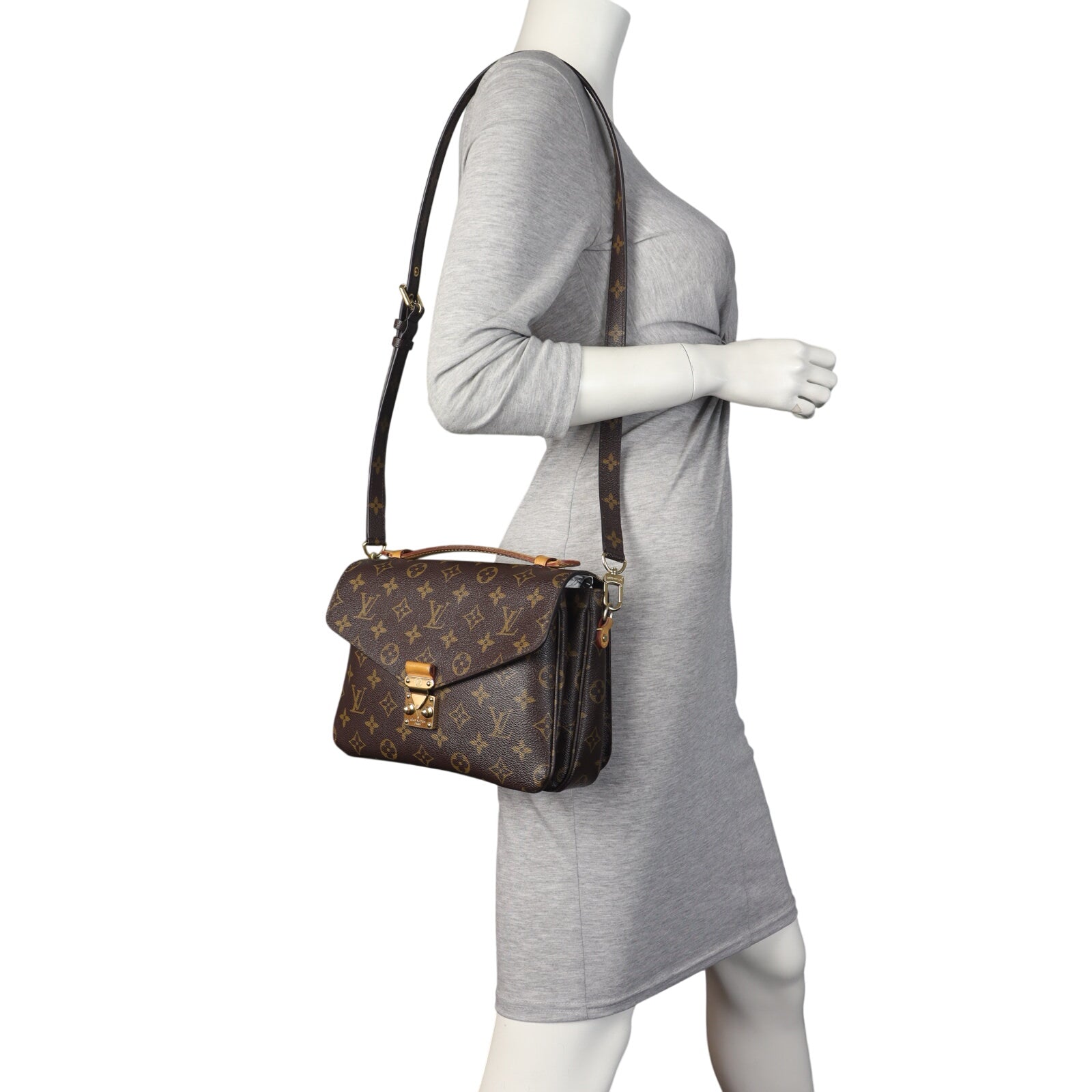 Louis Vuitton Pochette Metis Monogram