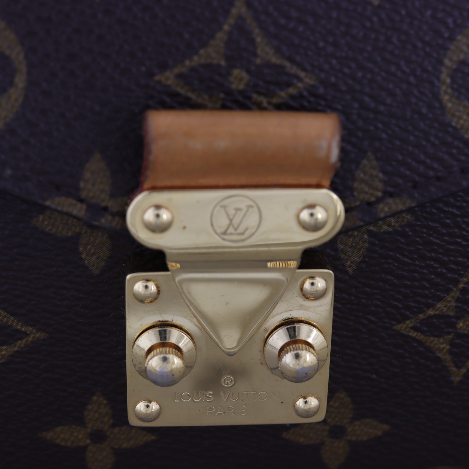 Louis Vuitton Pochette Metis Monogram
