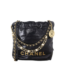 Chanel 22 Hobo Mini
