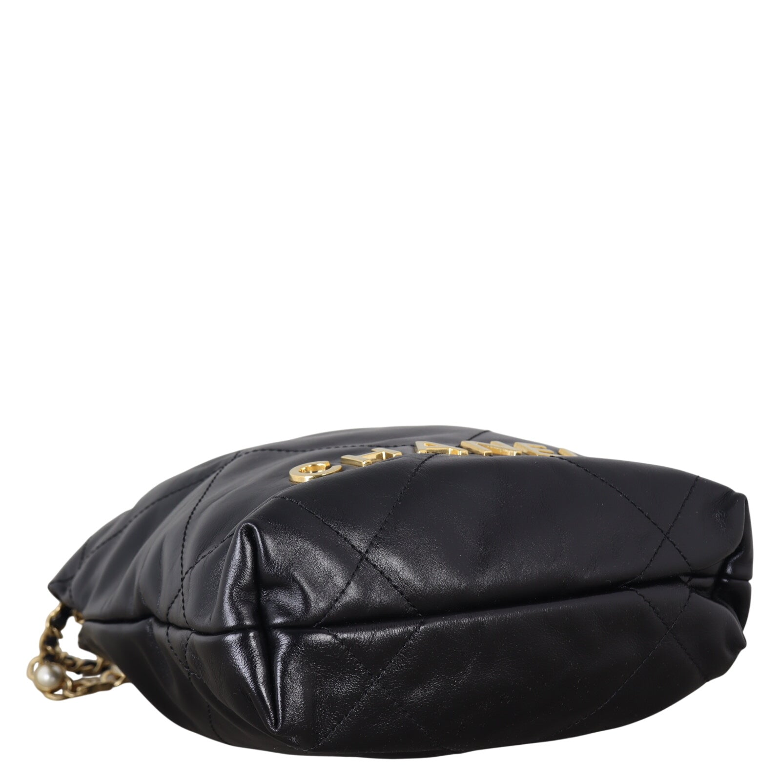 Chanel 22 Hobo Mini