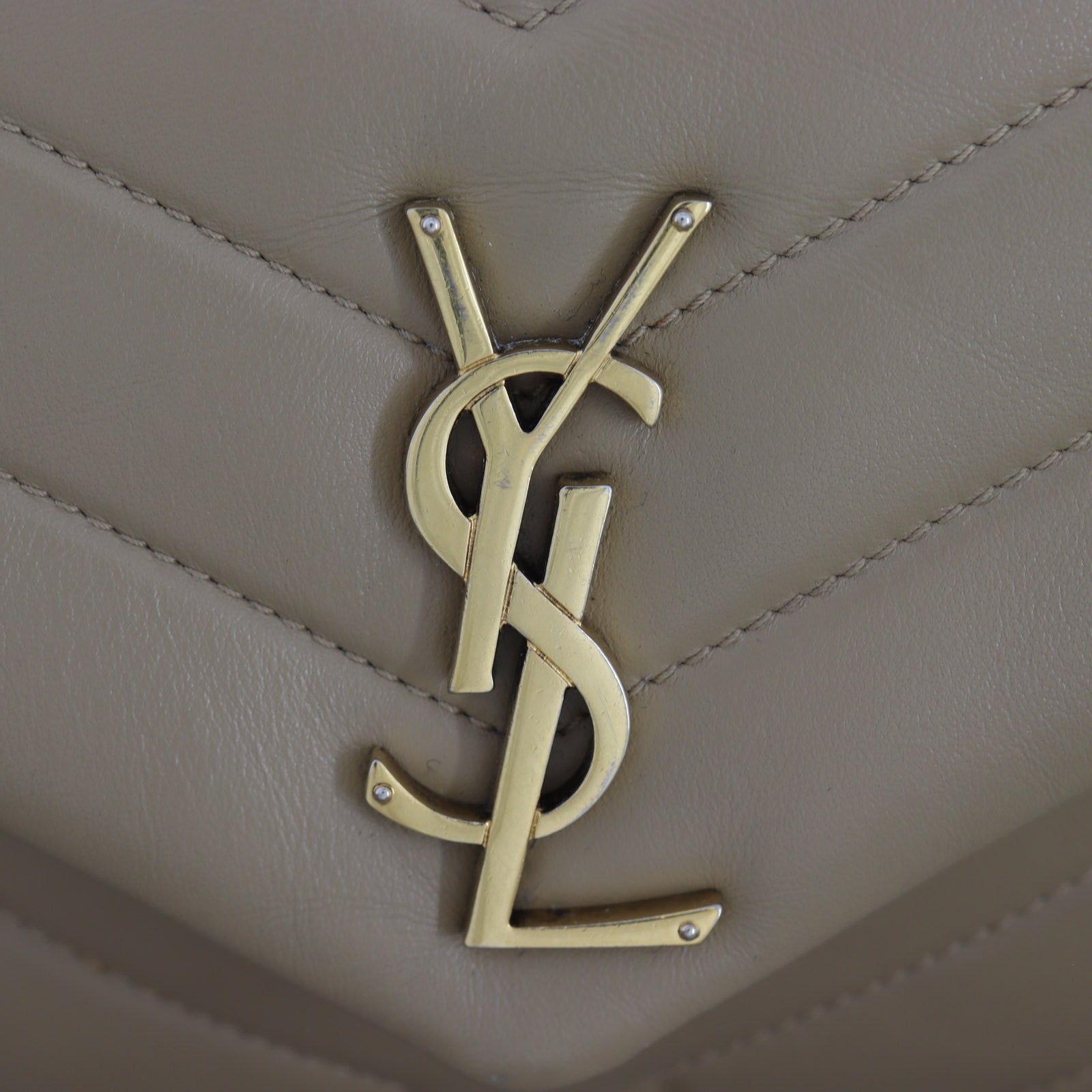 Saint Laurent Loulou Small