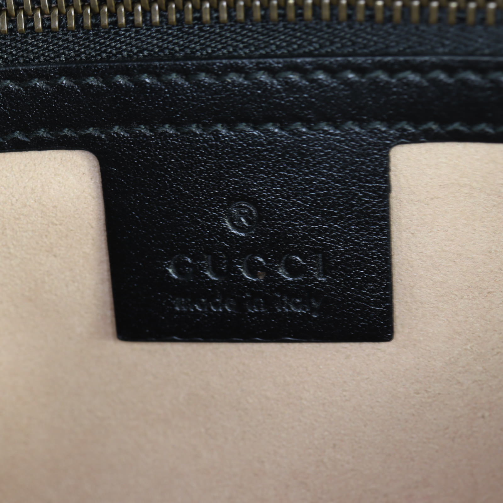 Gucci GG Marmont Matelasse Medium Shoulder Bag