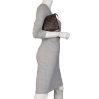 Louis Vuitton Toiletry Pouch 19 Monogram