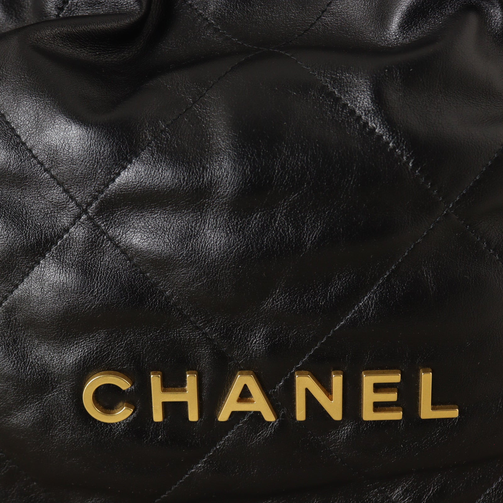 Chanel 22 Hobo Medium