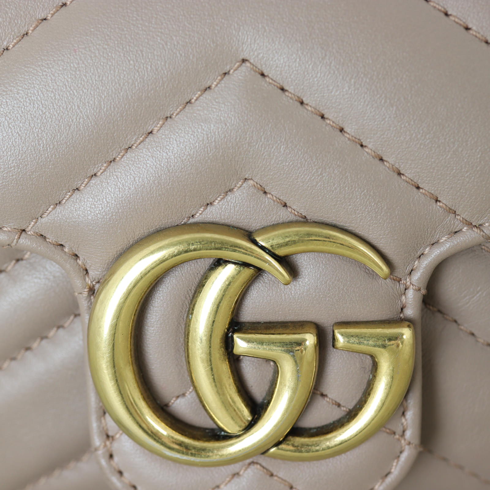 Gucci GG Marmont Matelasse Super Mini Shoulder Bag