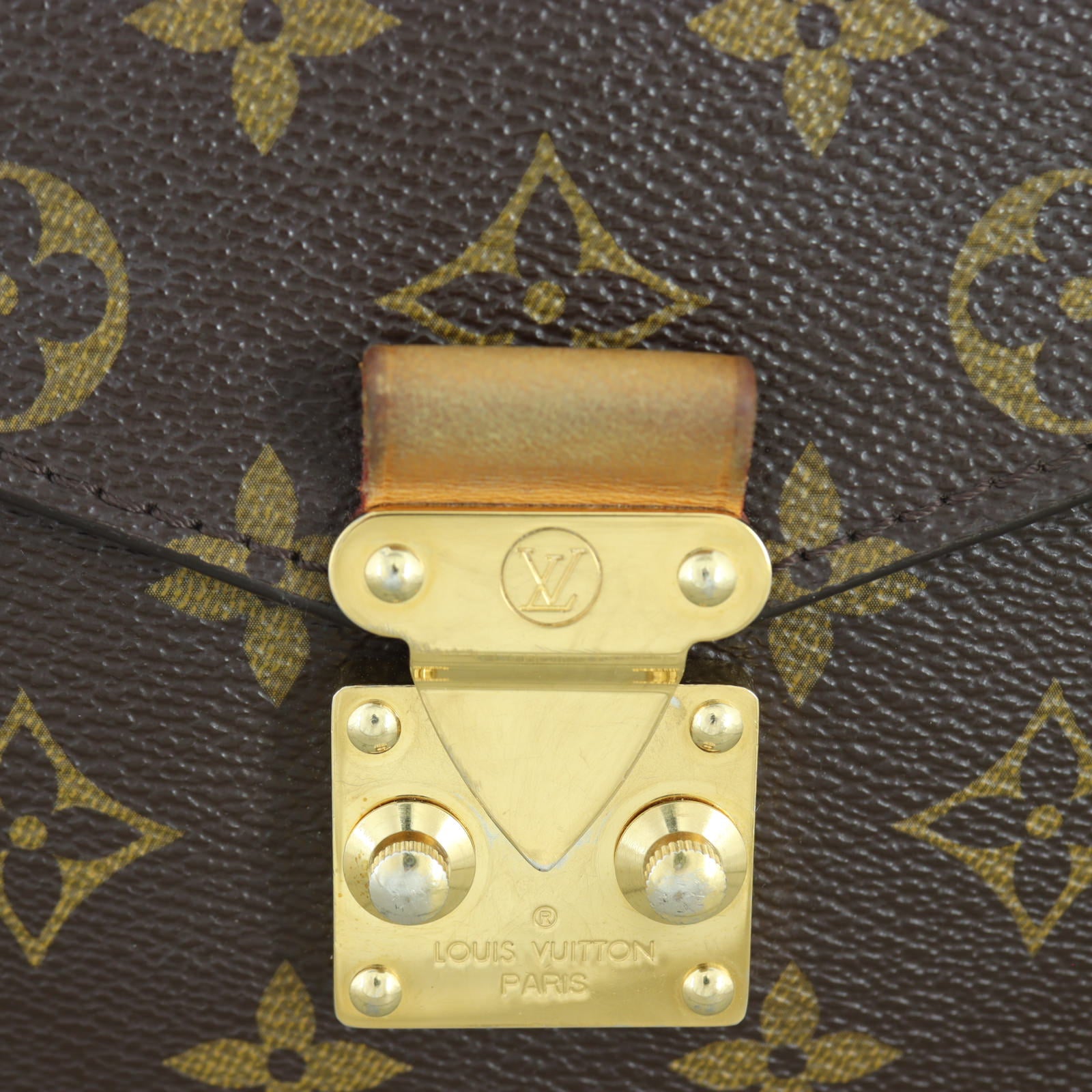 Louis Vuitton Pochette Metis Monogram