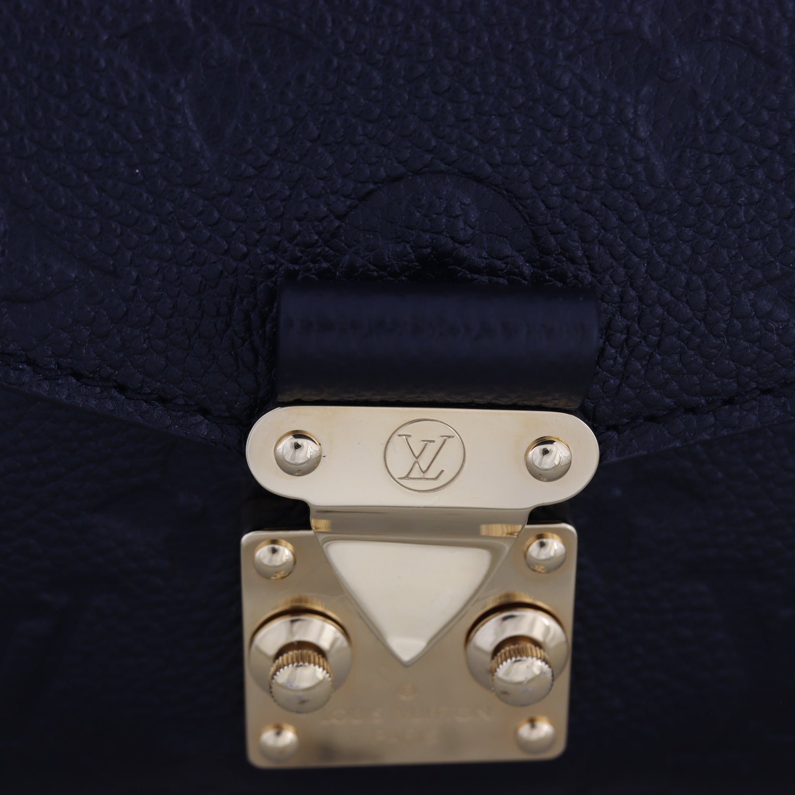 Louis Vuitton Pochette Metis East West Monogram Empreinte