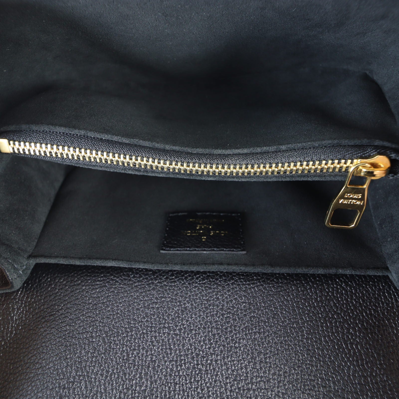 Louis Vuitton Pochette Metis East West Monogram Empreinte