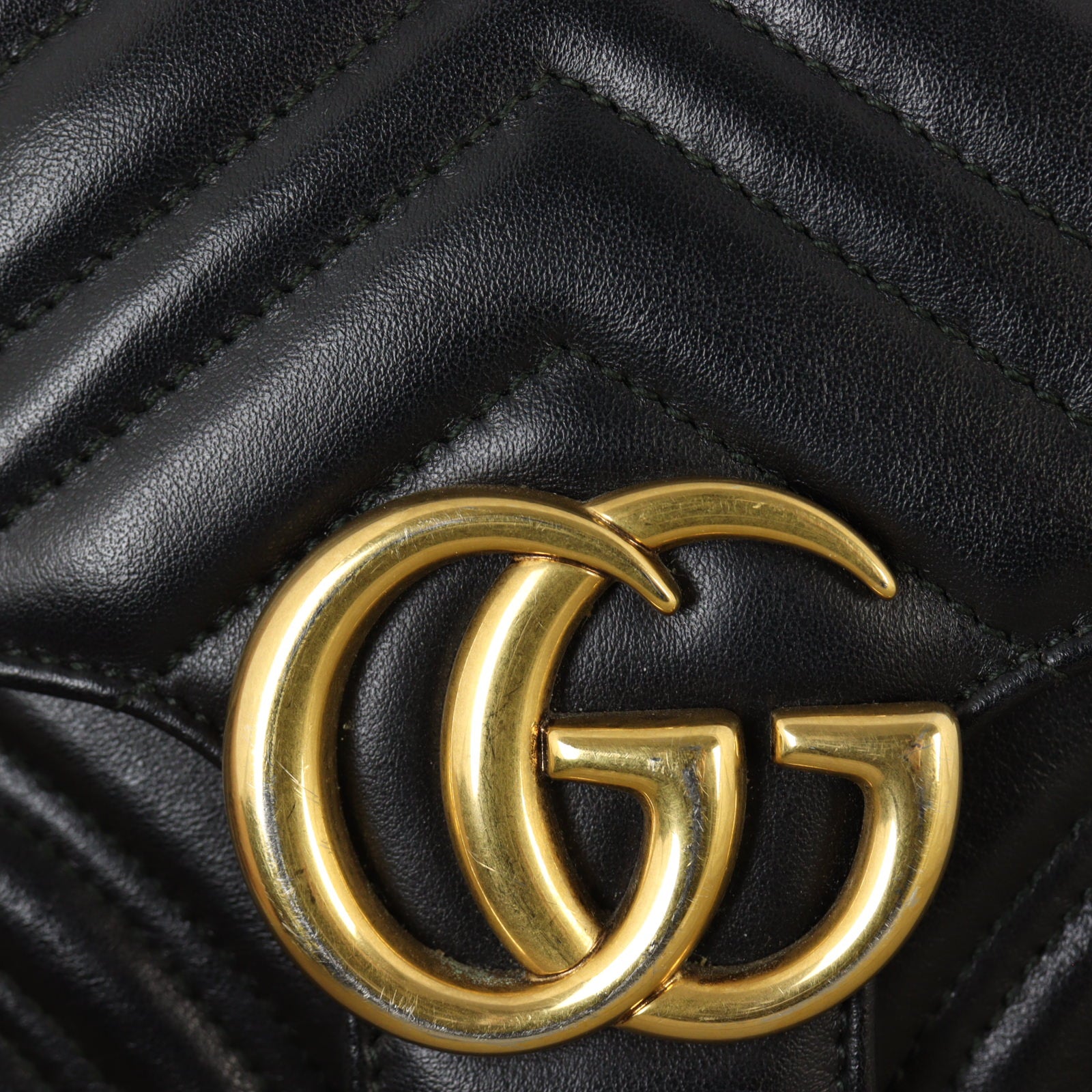Gucci GG Marmont Zip Around Top Handle Camera Bag Small
