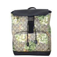 Gucci GG Supreme Blooms Backpack Medium