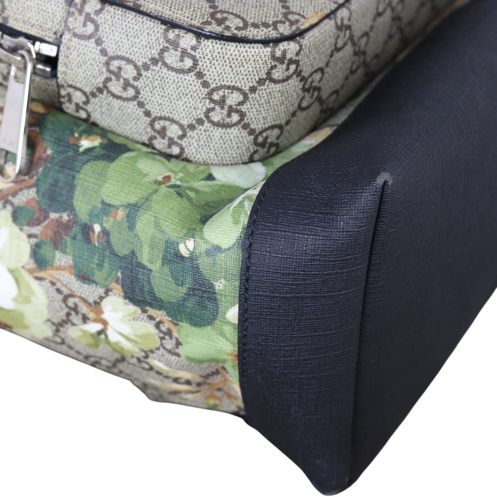 Gucci GG Supreme Blooms Backpack Medium