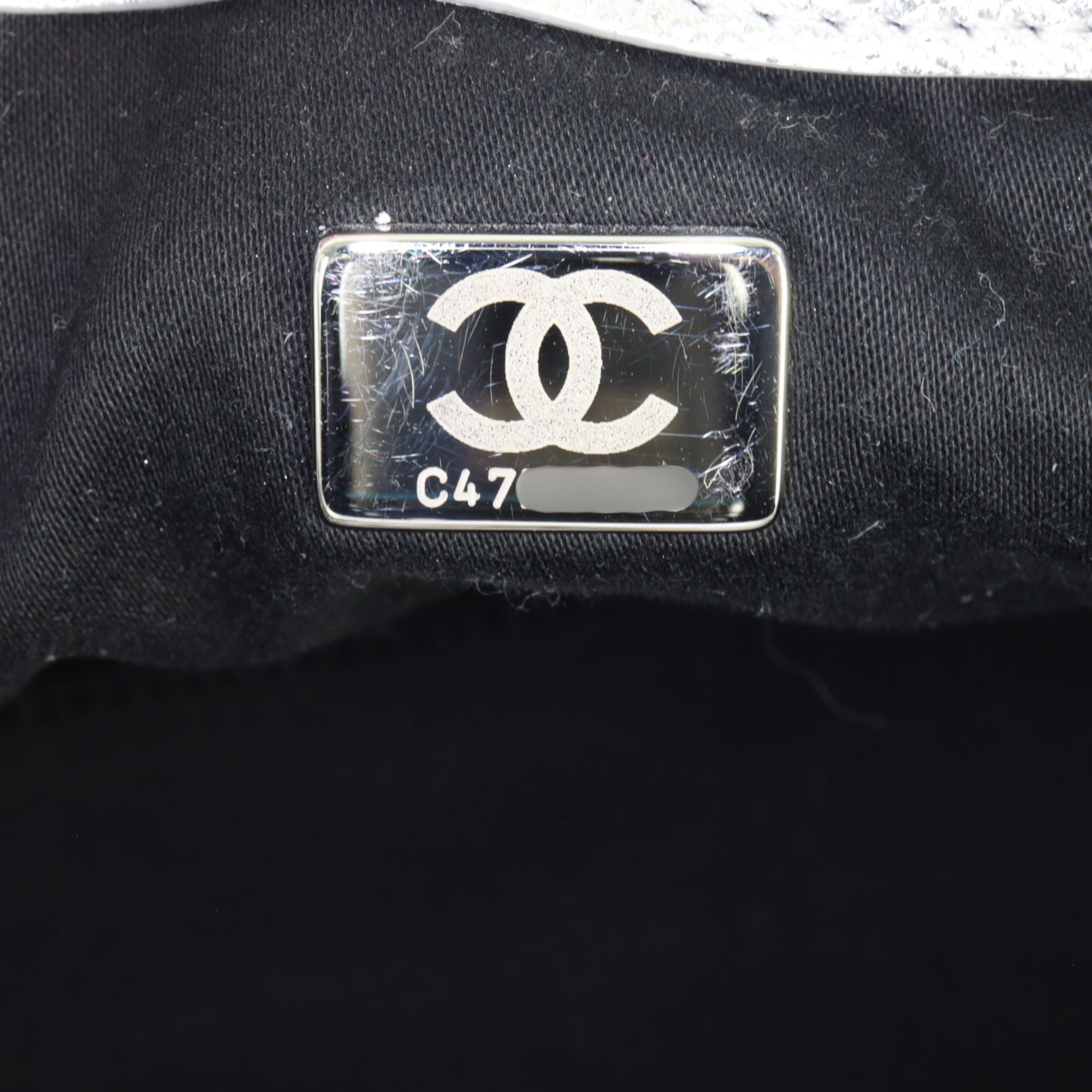 Chanel 25 Hobo Mini