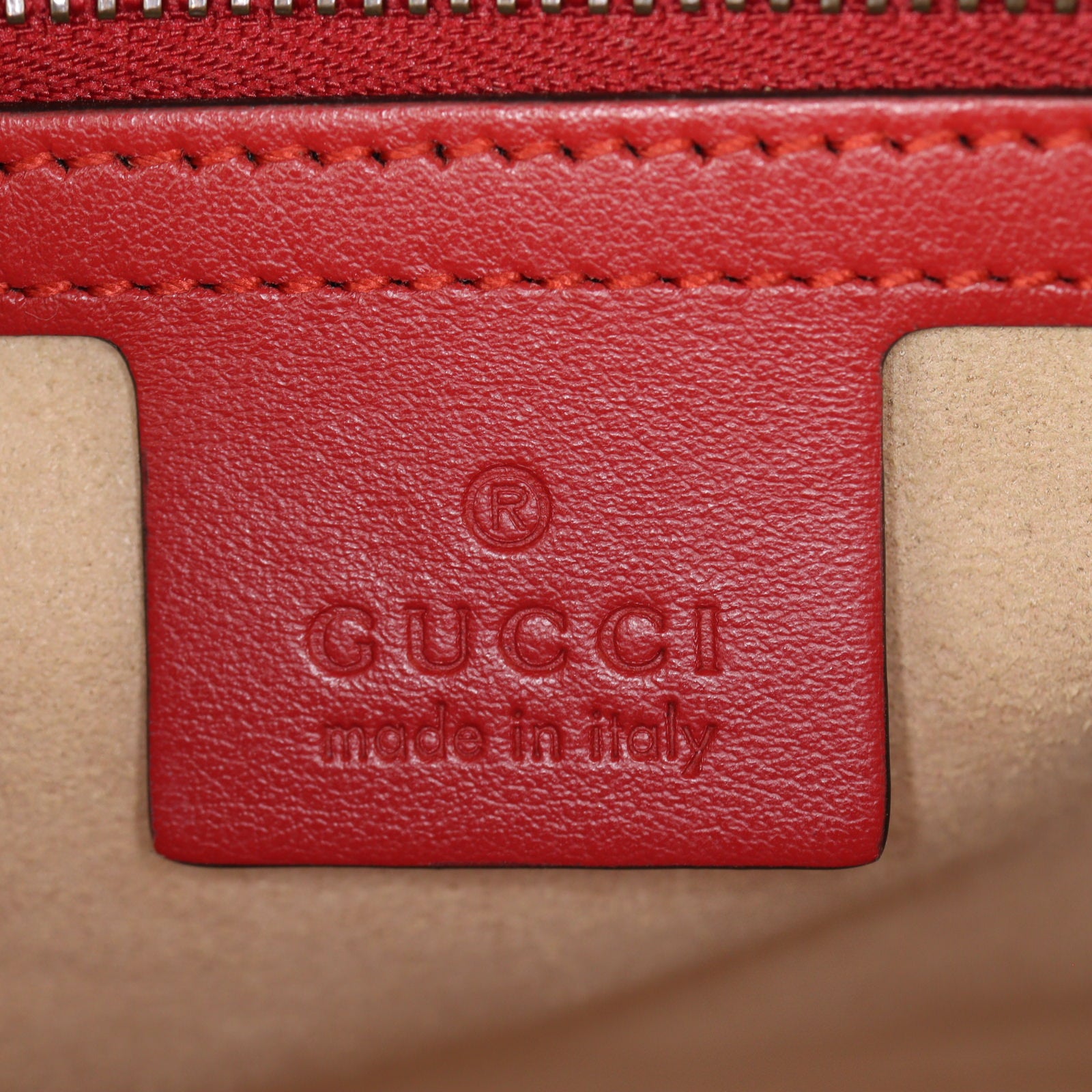 Gucci GG Marmont Matelasse Medium Shoulder Bag