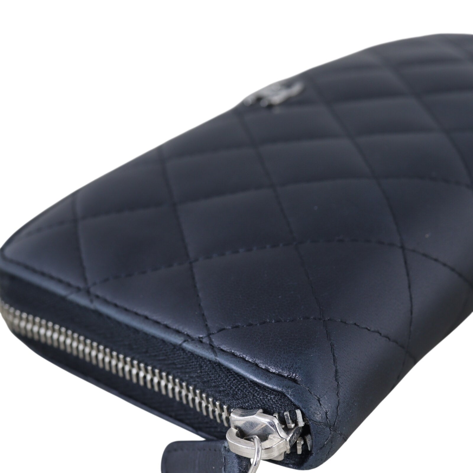 Chanel Classic Long Zipped Wallet
