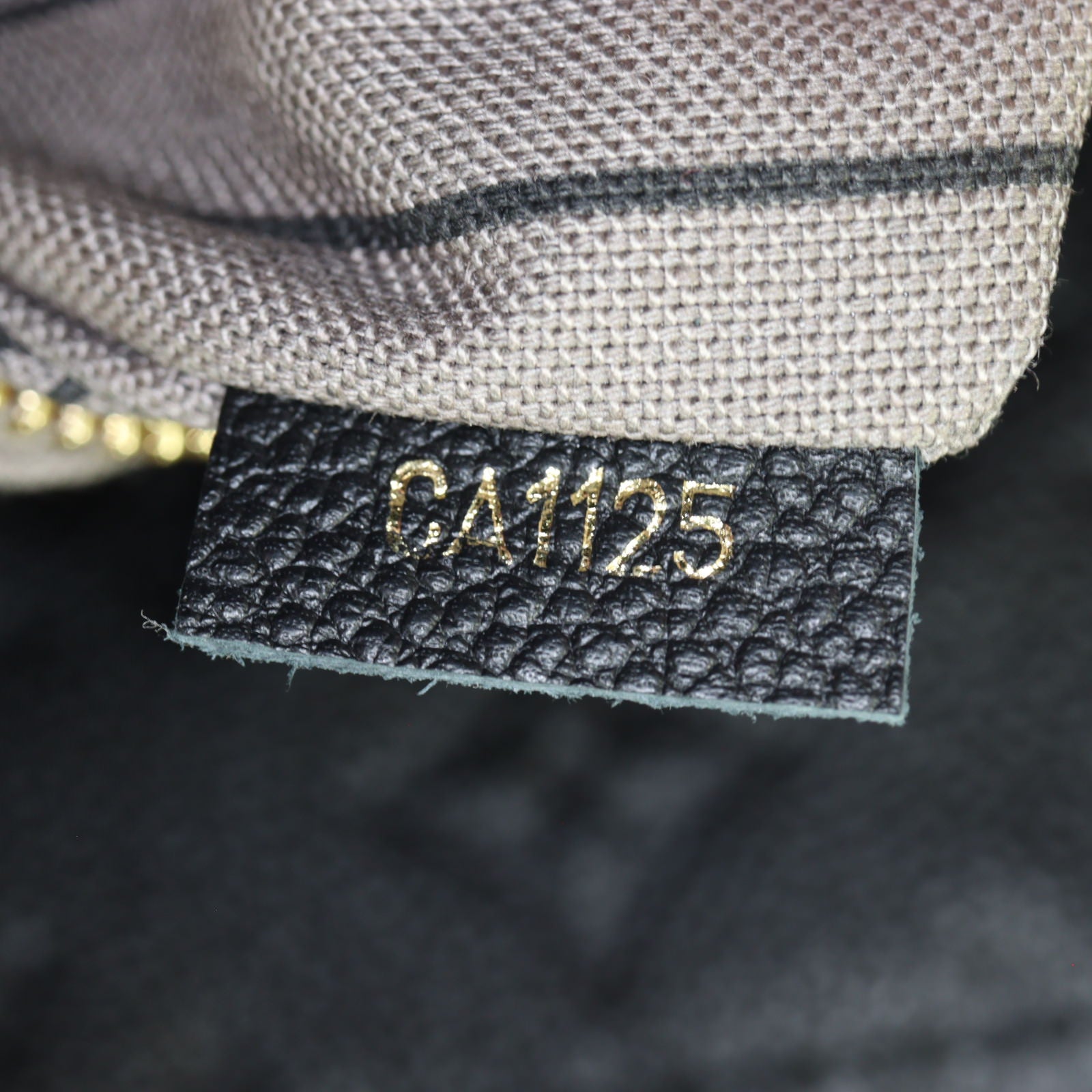 Louis Vuitton Artsy MM Monogram Empreinte