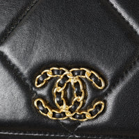 Chanel 19 Wallet on Chain