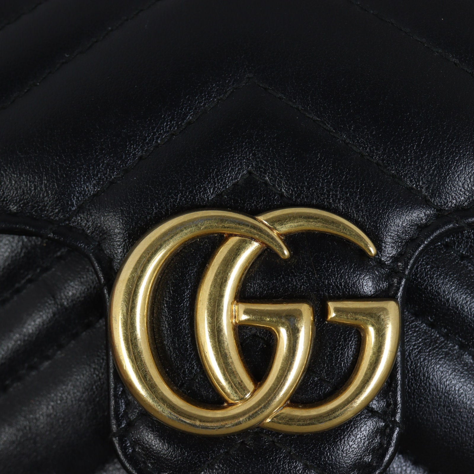 Gucci GG Marmont Matelasse Super Mini Shoulder Bag