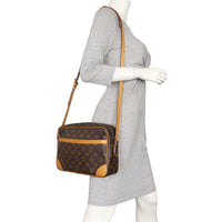 Louis Vuitton Trocadero 30 Monogram