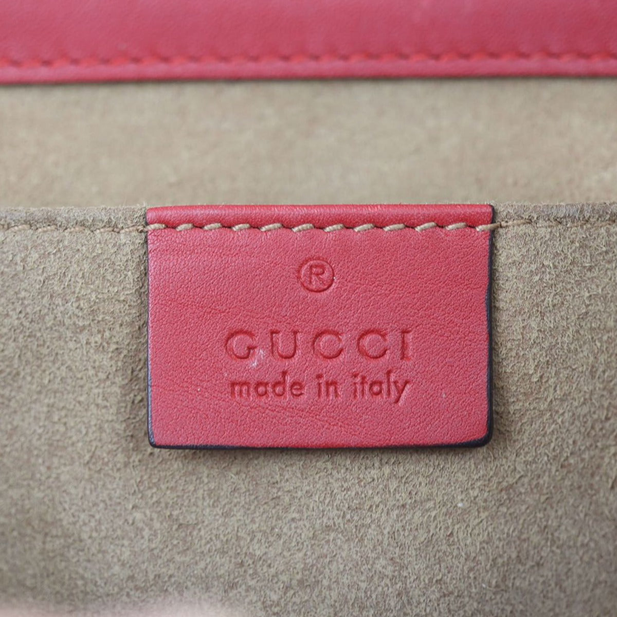 Gucci GG Supreme Padlock Small Bag Stamp
