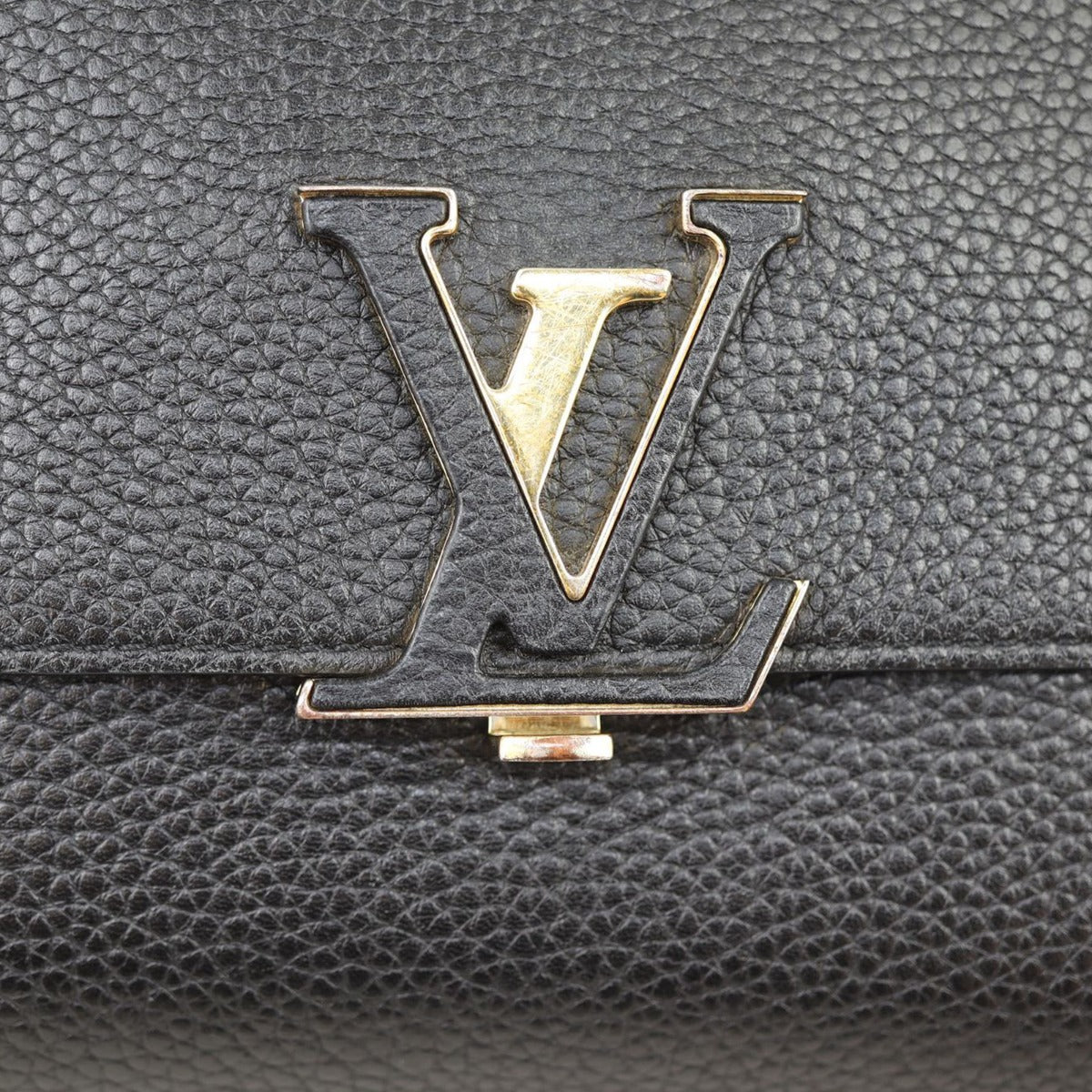 Louis Vuitton Volta Hardware
