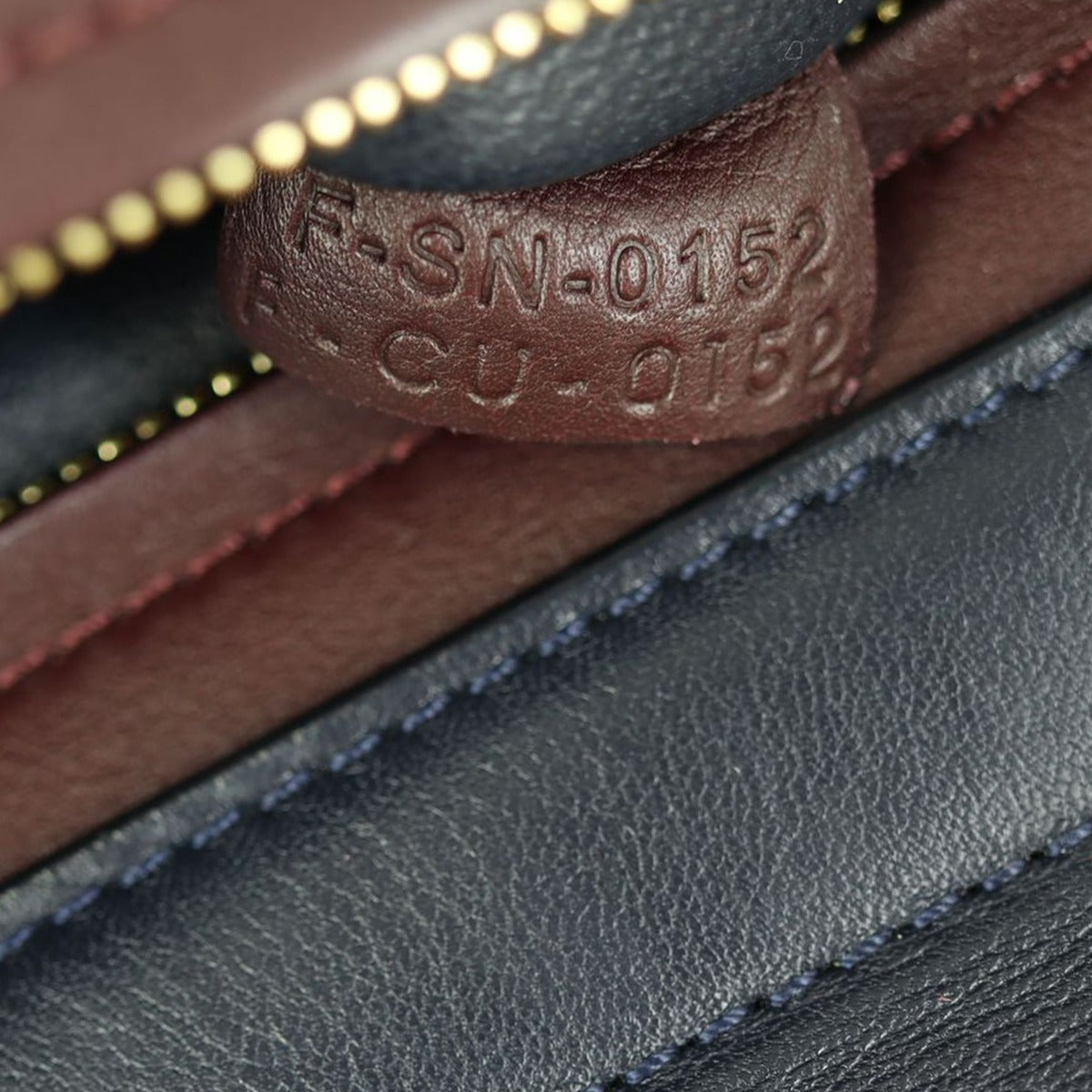 Celine Trapeze Medium Date code
