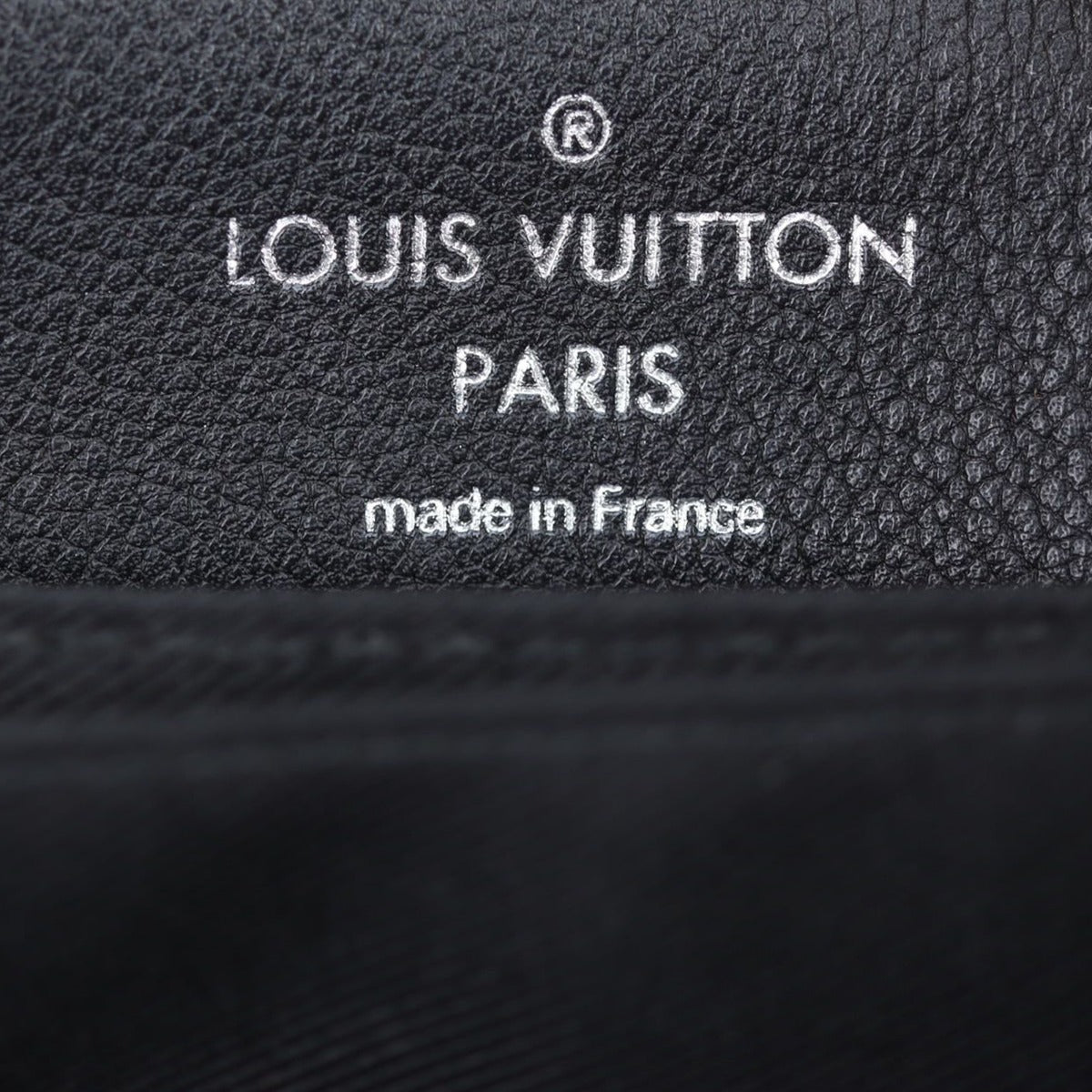 Louis Vuitton Lockme II Stamp
