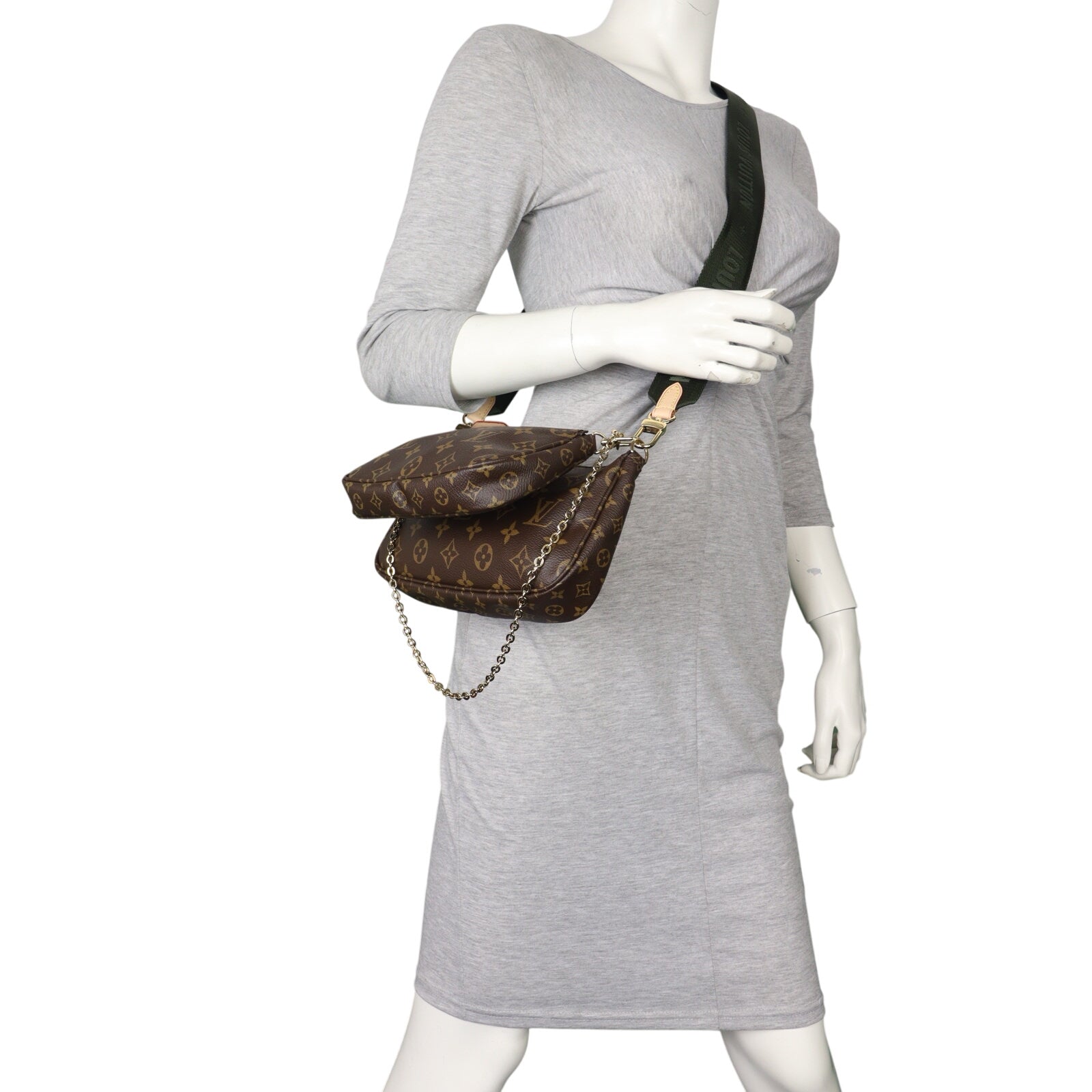 Louis Vuitton Multi Pochette Accessoires Monogram Patch