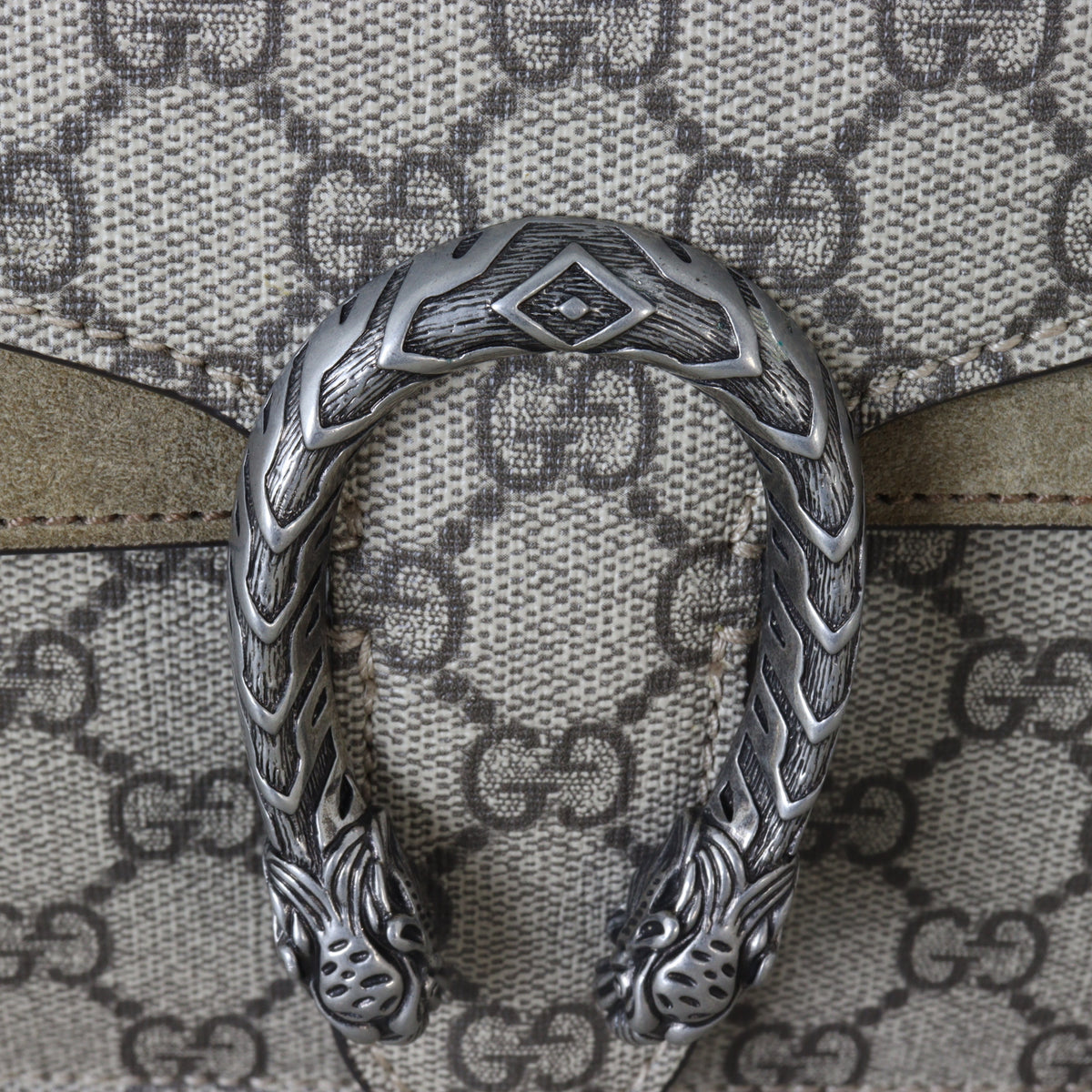 Gucci Dionysus GG Supreme Mini Shoulder Bag