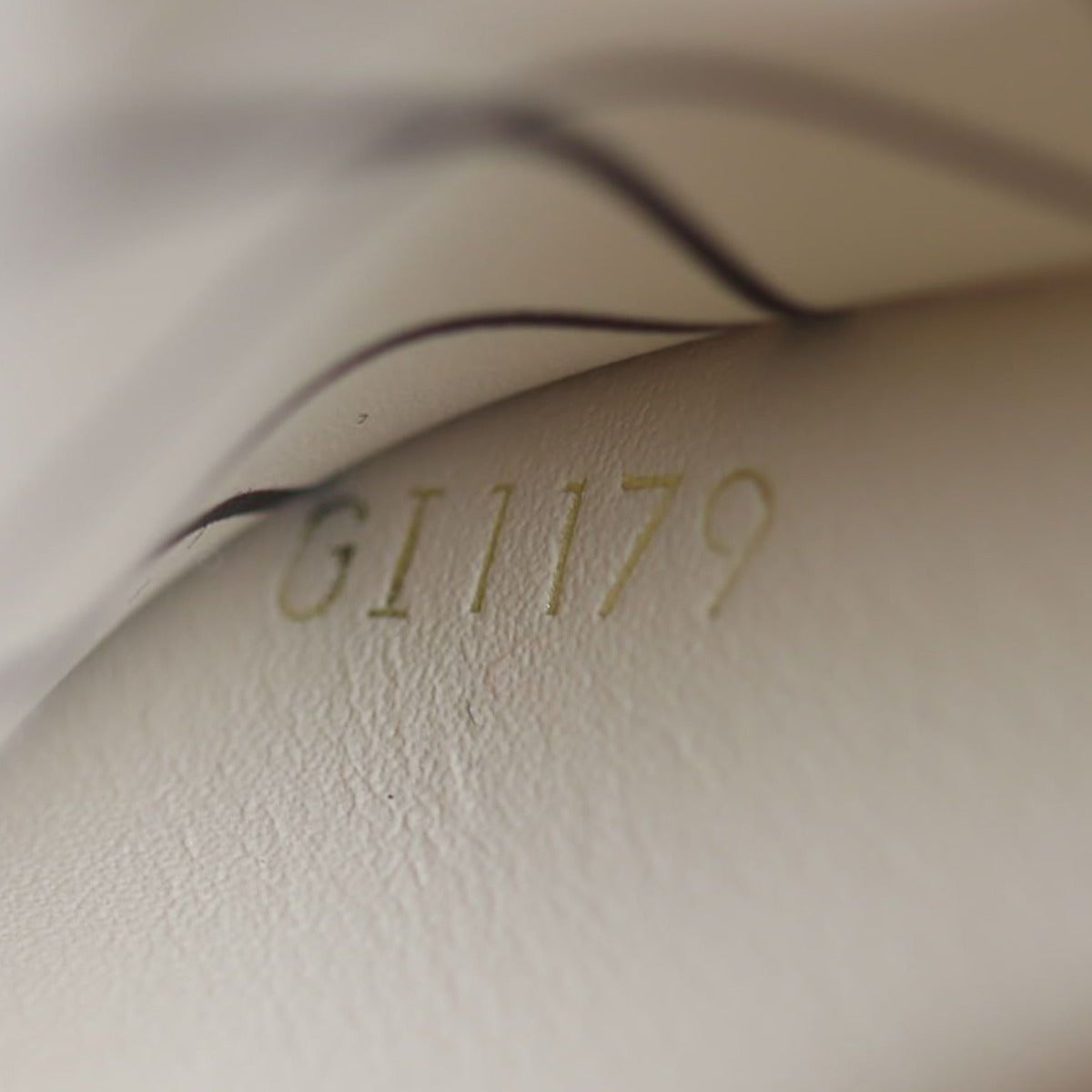 Louis Vuitton Vertical Trunk Pochette Monogram Reverse Date code
