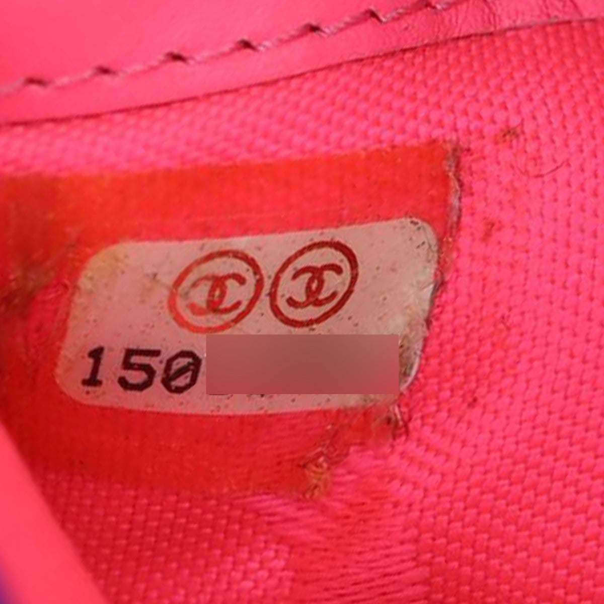 Chanel Ligne Cambon Yen Wallet Date code
