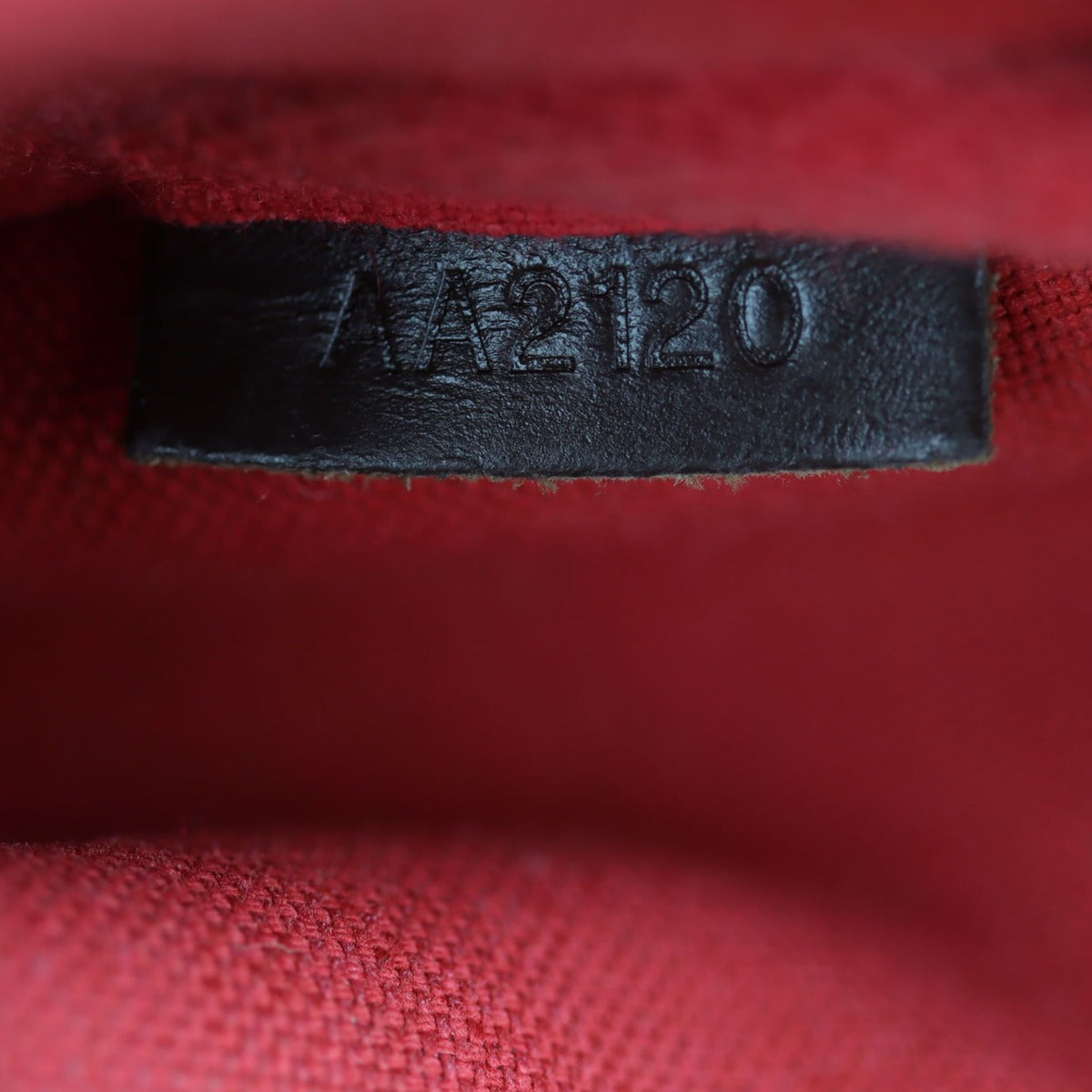 Louis Vuitton Eva Pochette Damier Ebene Date code
