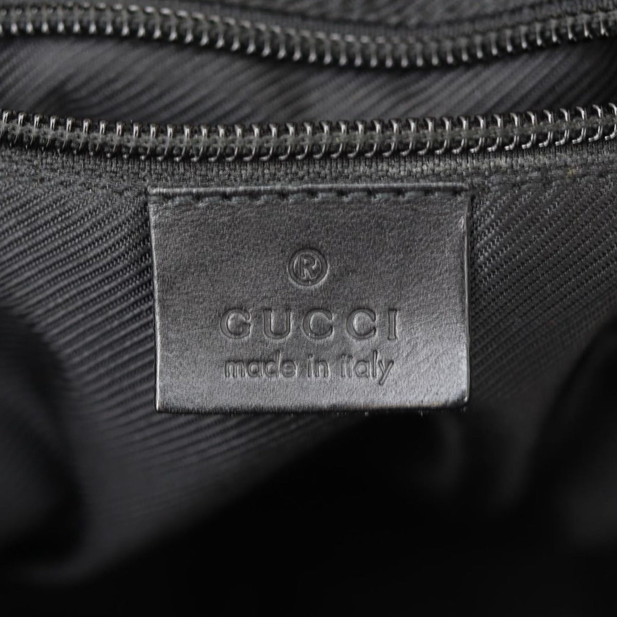 Gucci GG Canvas Messenger Stamp

