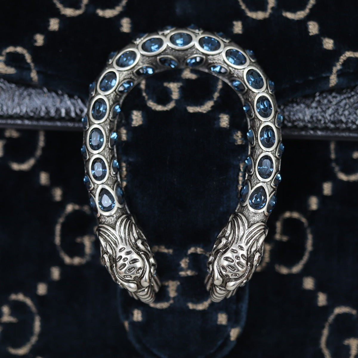 Gucci Dionysus GG Velvet Small Shoulder Bag Hardware
