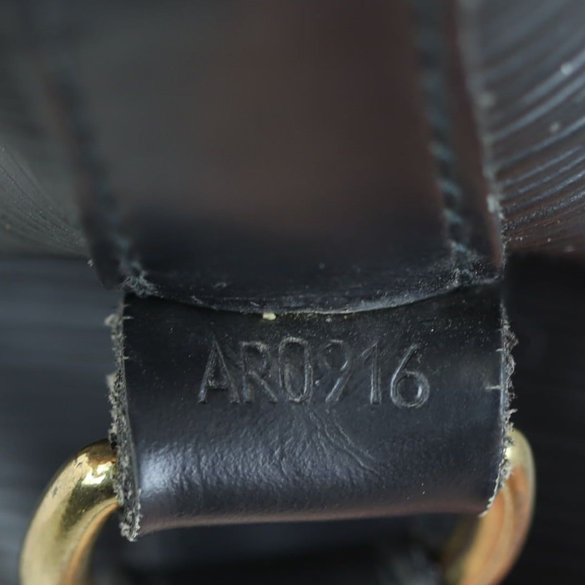 Louis Vuitton Noe Epi Date code
