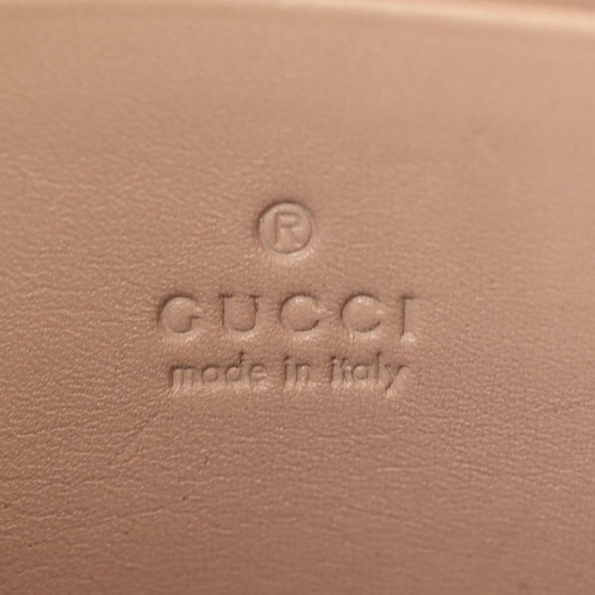 Gucci GG Marmont Matelasse Chain Wallet Stamp

