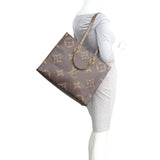 Louis Vuitton Onthego GM Monogram Giant Mannequin