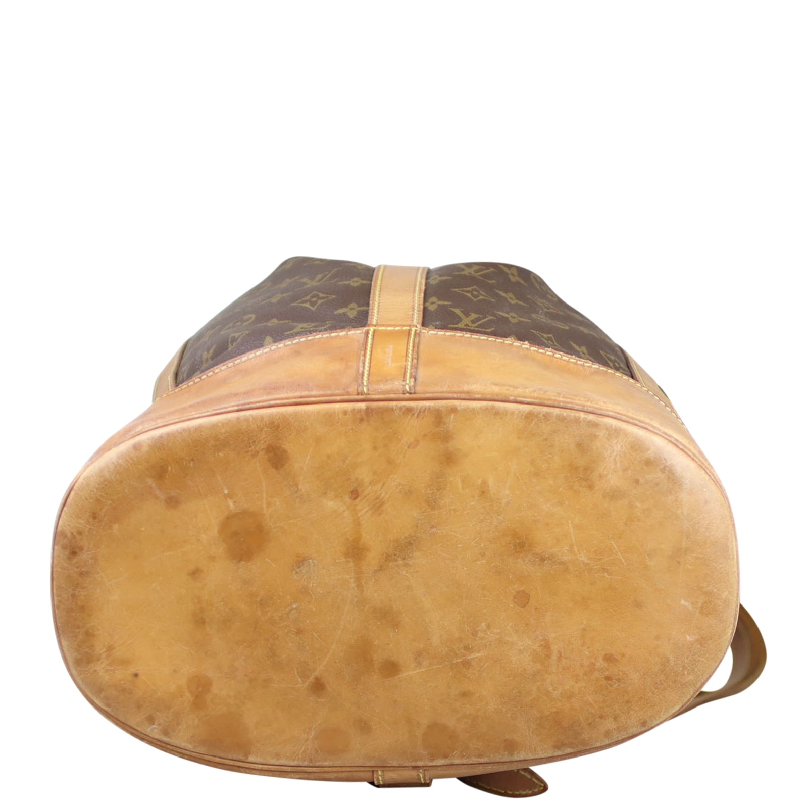 Louis Vuitton Bucket Bag GM Base