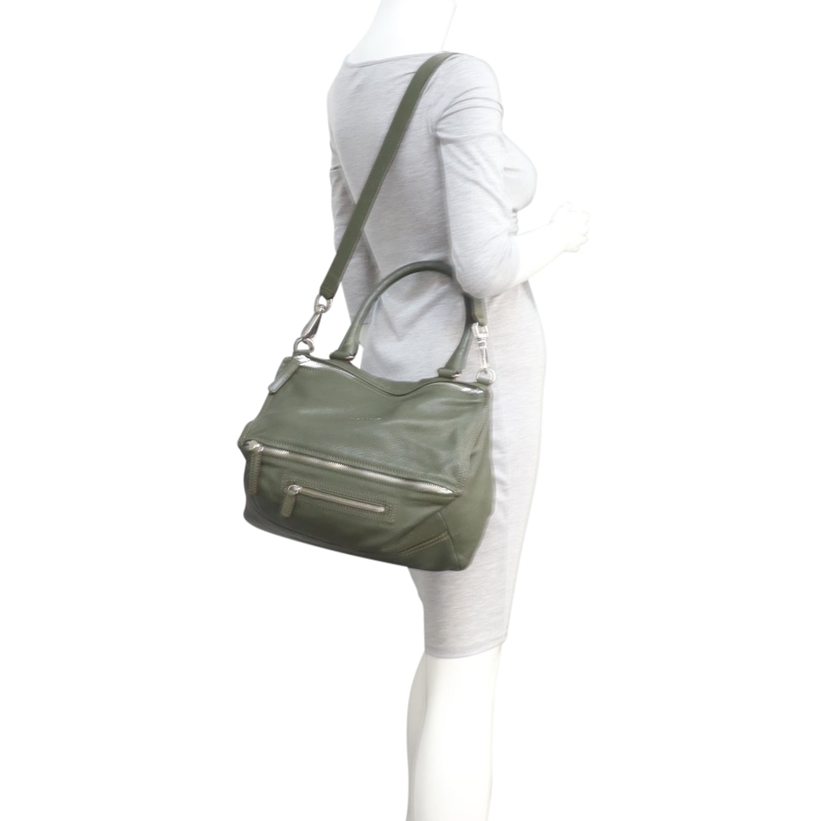 Givenchy Pandora Medium Mannequin