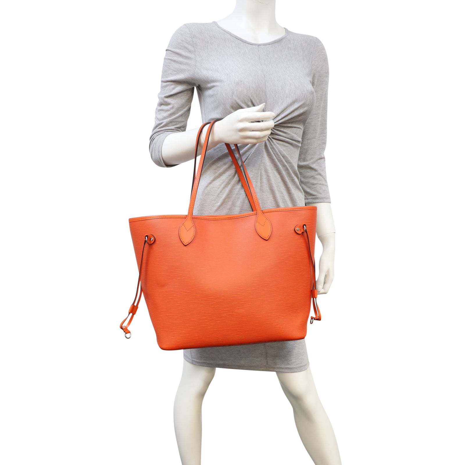 Louis Vuitton Neverfull MM Epi Mannequin